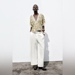 Zara v-neck crochet trim printed top